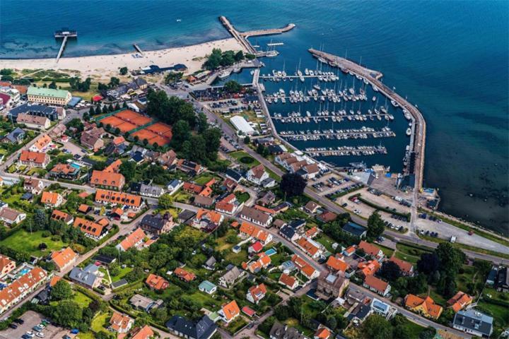 Laegenhet / Studio I Centrala Båstad Екстериор снимка